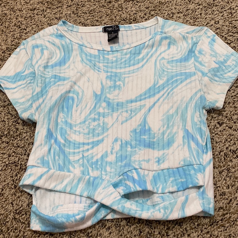 Rue 21 Top